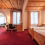 Hotell Waldhotel 4*