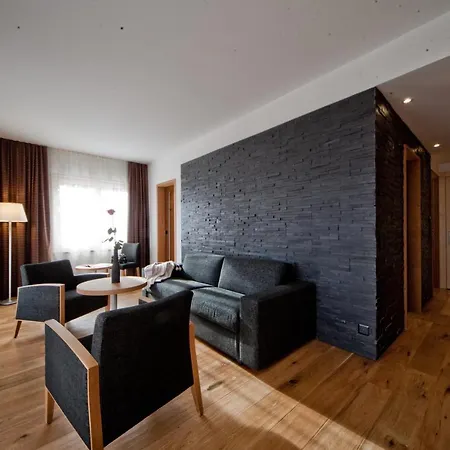 酒店 Waldhotel