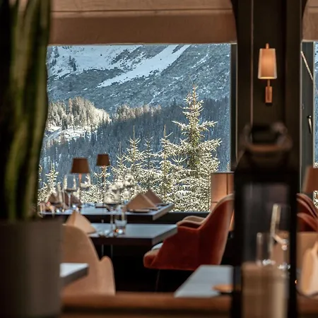 Waldhotel Szálloda 4*
