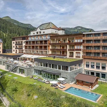 Waldhotel Szálloda Arosa