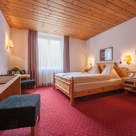 Waldhotel Szálloda 4*