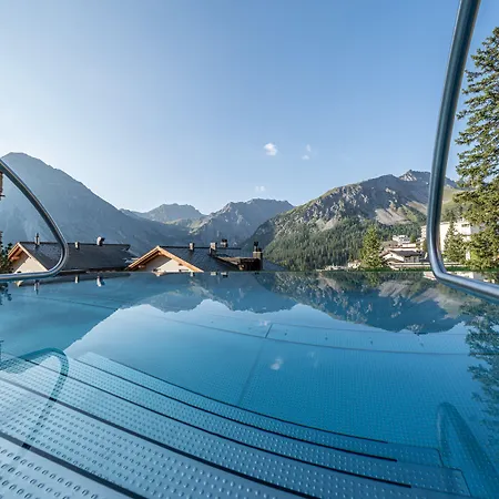 Waldhotel 4*