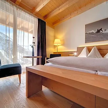 Waldhotel Hotel 4*