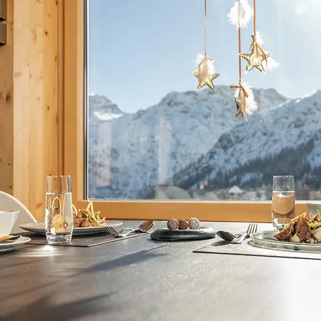 Waldhotel Hotel 4*