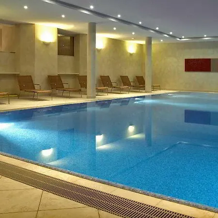 Waldhotel 4* Αρόζα