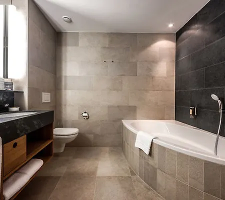 Waldhotel 4*