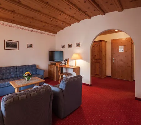 Hotel Waldhotel 4*