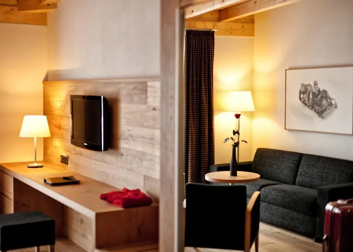 Waldhotel 4* 阿罗萨