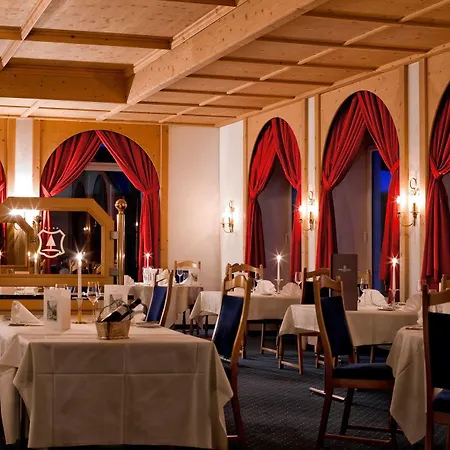 Waldhotel Hotell 4*