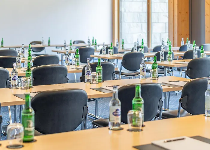 Waldhotel أروسا